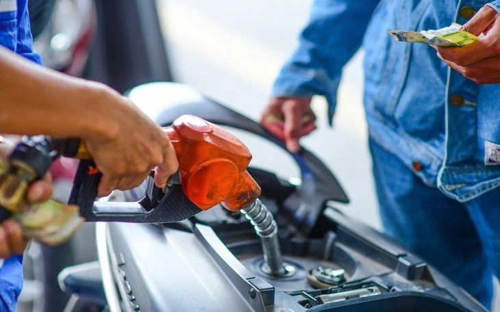 Bộ Công Thương: Dầu diesel giảm gần 10.000 đồng/lít, trích lập trở lại quỹ bình ổn giá xăng dầu Bộ Công Thương: Dầu diesel giảm gần 10.000 đồng/lít, trích lập trở lại quỹ bình ổn giá xăng dầu