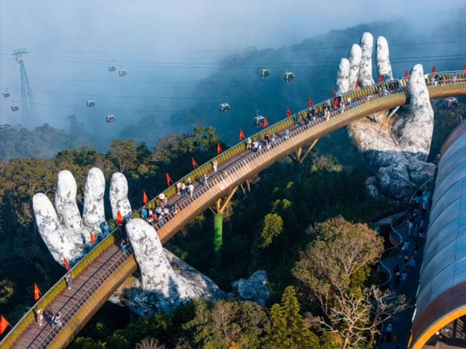 Cáp treo Bà Nà lãi kỷ lục hơn 4 tỷ đồng mỗi ngày