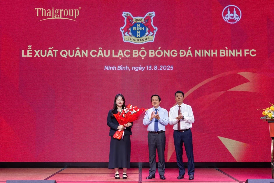 Chân dung nữ đại gia genZ vừa về làm Trợ lý Tổng Giám đốc Sacombank: 21 tuổi làm Tổng Giám đốc doanh nghiệp hàng không vũ trụ, nắm giữ khối tài sản hàng nghìn tỷ