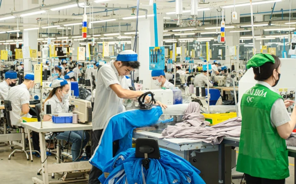 Chính sách thuế tạm thời 10% của Mỹ: Doanh nghiệp kỳ vọng có thêm nhiều đơn hàng mới Chính sách thuế tạm thời 10% của Mỹ: Doanh nghiệp kỳ vọng có thêm nhiều đơn hàng mới