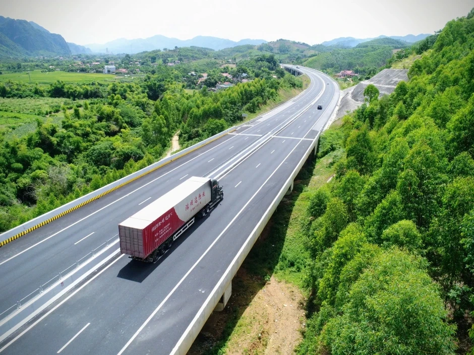 Chủ tịch Tập đoàn Đèo Cả: Muốn kinh tế bứt tốc, phải bắt đầu từ hạ tầng giao thông
