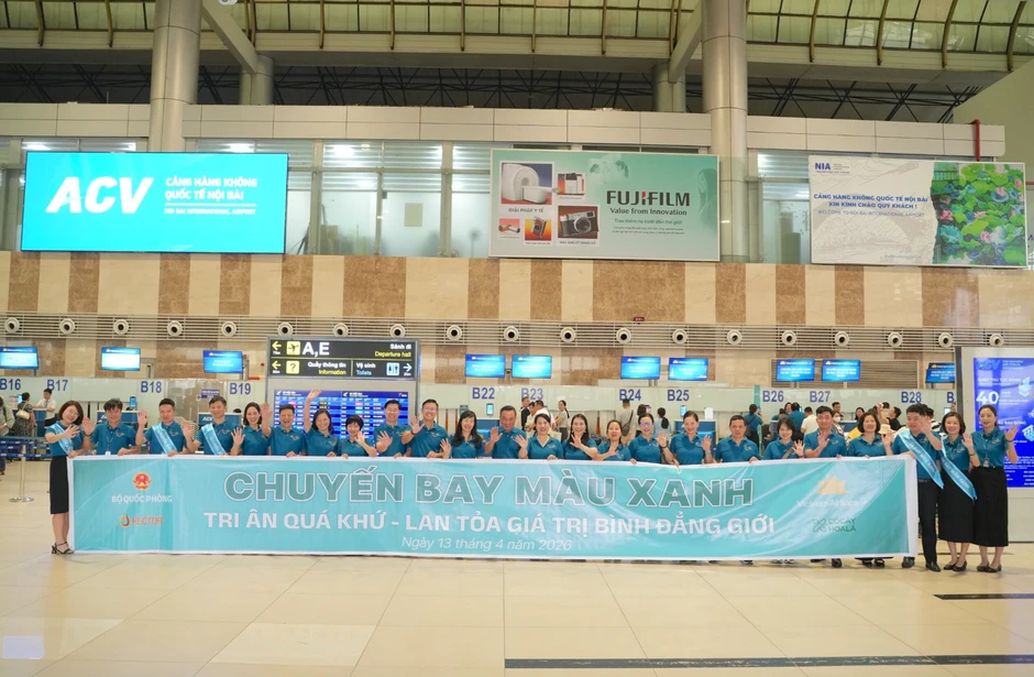 Chuyến bay màu xanh - một chuyến bay đặc biệt nối dài hành trình tri ân Chuyến bay màu xanh - một chuyến bay đặc biệt nối dài hành trình tri ân
