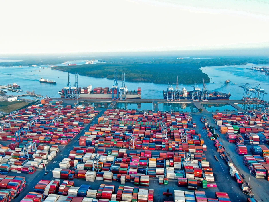 Cơ hội lớn để TPHCM vươn tầm trung tâm logistics thế giới Cơ hội lớn để TPHCM vươn tầm trung tâm logistics thế giới