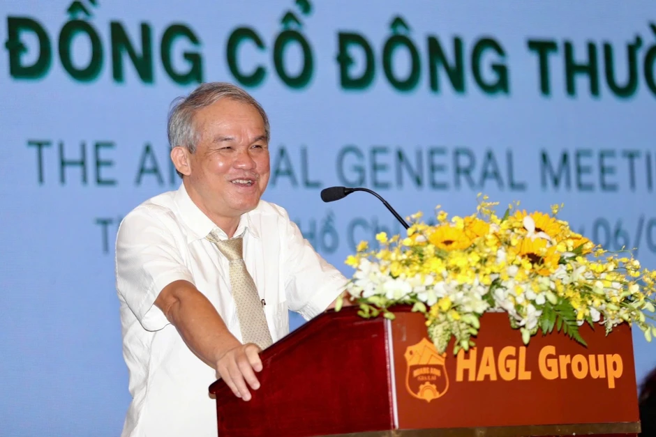 Công ty bầu Đức huy động 2.000 tỷ đồng trái phiếu Công ty bầu Đức huy động 2.000 tỷ đồng trái phiếu
