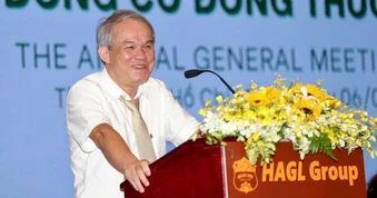 Công ty của bầu Đức lãi đậm nhờ được xóa nợ vay