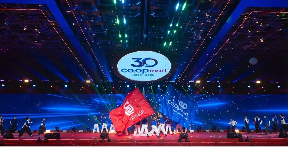 Co.opmart 30 năm khẳng định vị thế đặc biệt trong trái tim các thế hệ người tiêu dùng Việt Co.opmart 30 năm khẳng định vị thế đặc biệt trong trái tim các thế hệ người tiêu dùng Việt