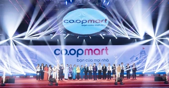 Co.opmart 30 năm khẳng định vị thế đặc biệt trong trái tim các thế hệ người tiêu dùng Việt