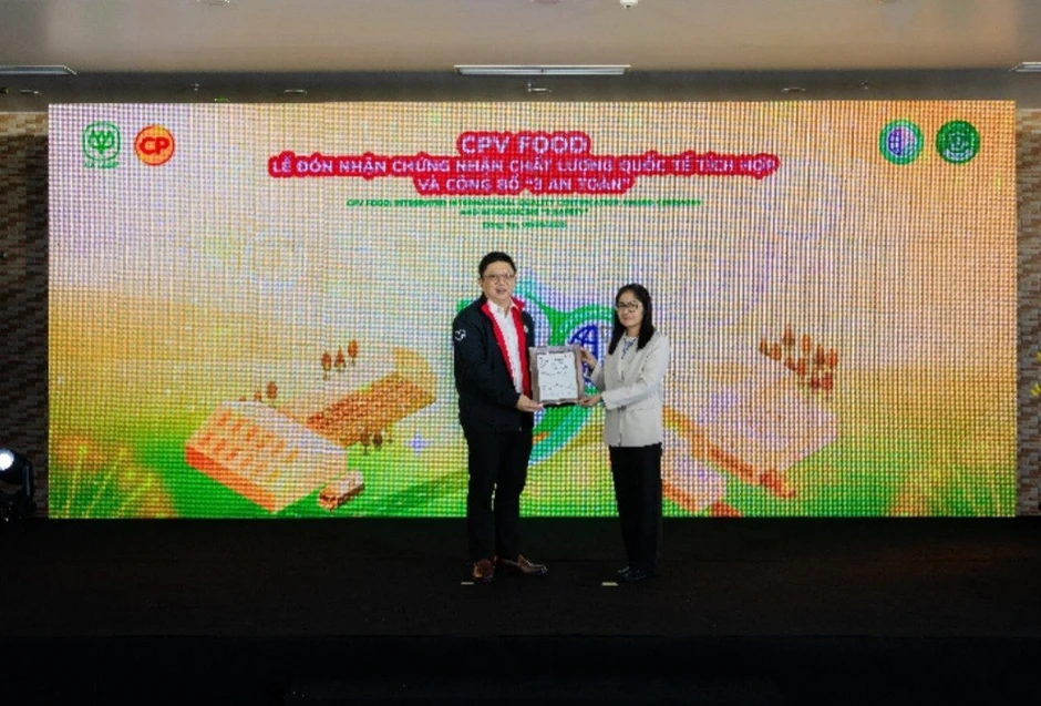 CPV Food đón nhận Chứng nhận Chất lượng quốc tế tích hợp và công bố chương trình '3 an toàn'