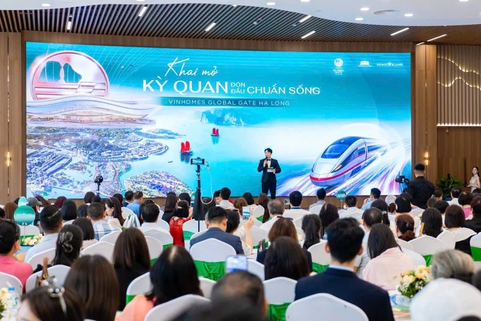 Cú chuyển mình của vùng đất di sản thành biểu tượng du lịch 4 mùa Cú chuyển mình của vùng đất di sản thành biểu tượng du lịch 4 mùa