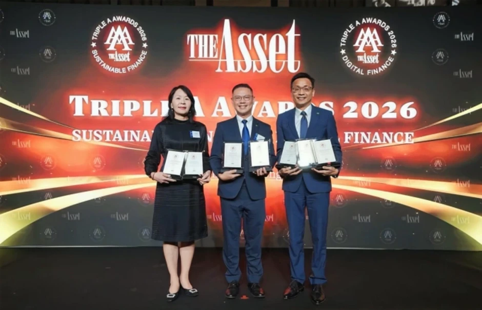 CUBHCM nhận 'cú đúp' giải thưởng tại The Asset Awards CUBHCM nhận 'cú đúp' giải thưởng tại The Asset Awards