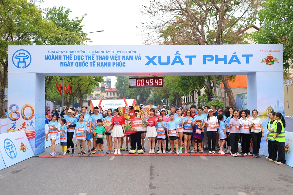 Dấu ấn Phở Đệ Nhất tại giải chạy 80 năm ngành thể dục thể thao Dấu ấn Phở Đệ Nhất tại giải chạy 80 năm ngành thể dục thể thao