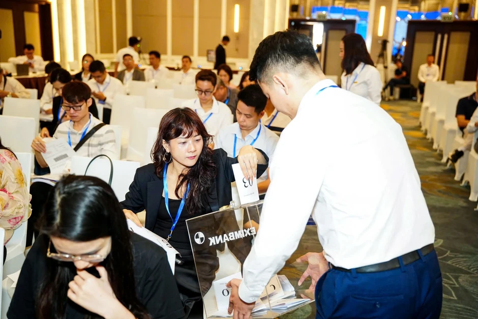 ĐHĐCĐ Eximbank 2026: Củng cố nền tảng và triển khai chiến lược 5 năm ĐHĐCĐ Eximbank 2026: Củng cố nền tảng và triển khai chiến lược 5 năm