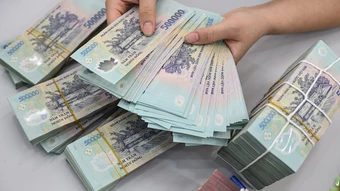 Doanh nghiệp liên quan Vinhomes phát hành hơn 2 tỷ USD trái phiếu trong một quý - Báo TinVina