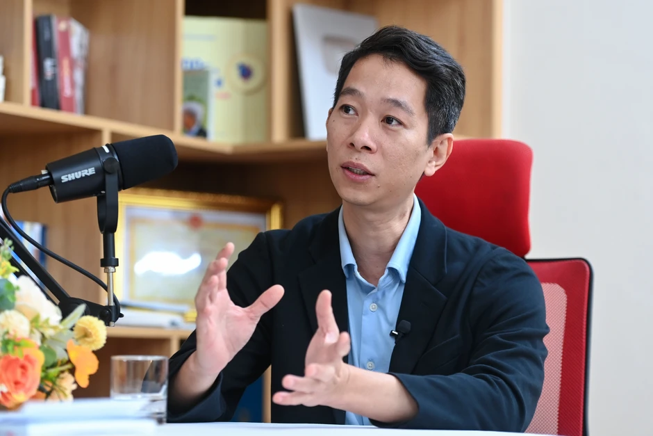 Doanh nghiệp ứng dụng AI: Đừng chỉ dùng công nghệ thay thế nhân viên Doanh nghiệp ứng dụng AI: Đừng chỉ dùng công nghệ thay thế nhân viên