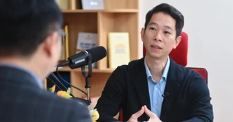 Doanh nghiệp ứng dụng AI: Đừng chỉ dùng công nghệ thay thế nhân viên