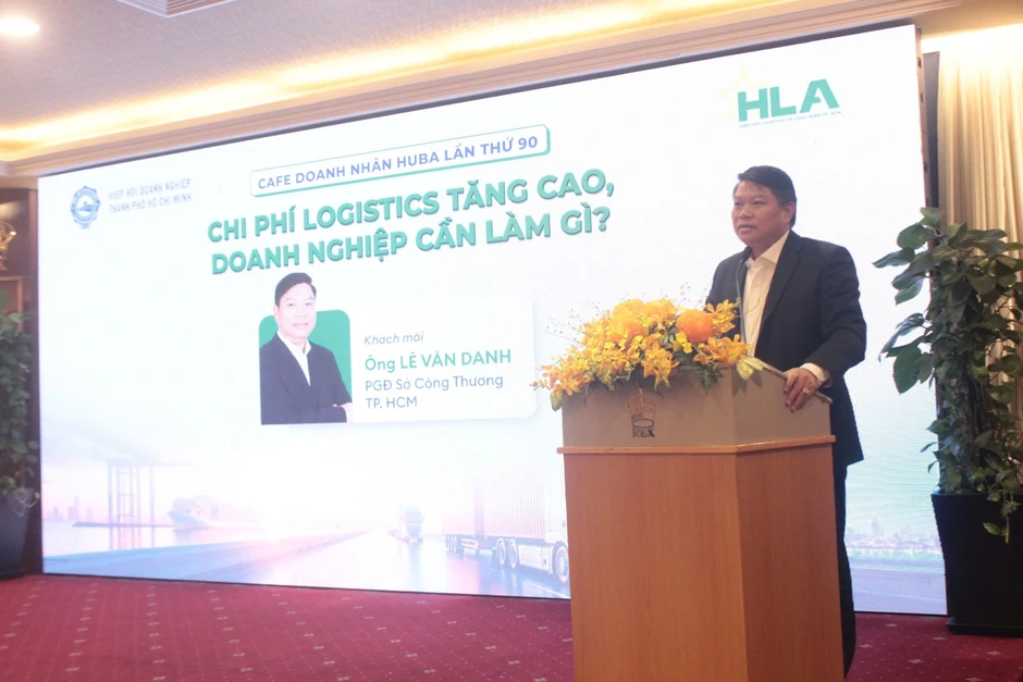 Doanh nghiệp xuất khẩu đối mặt với chi phí logistics "chưa từng có" Doanh nghiệp xuất khẩu đối mặt với chi phí logistics "chưa từng có"