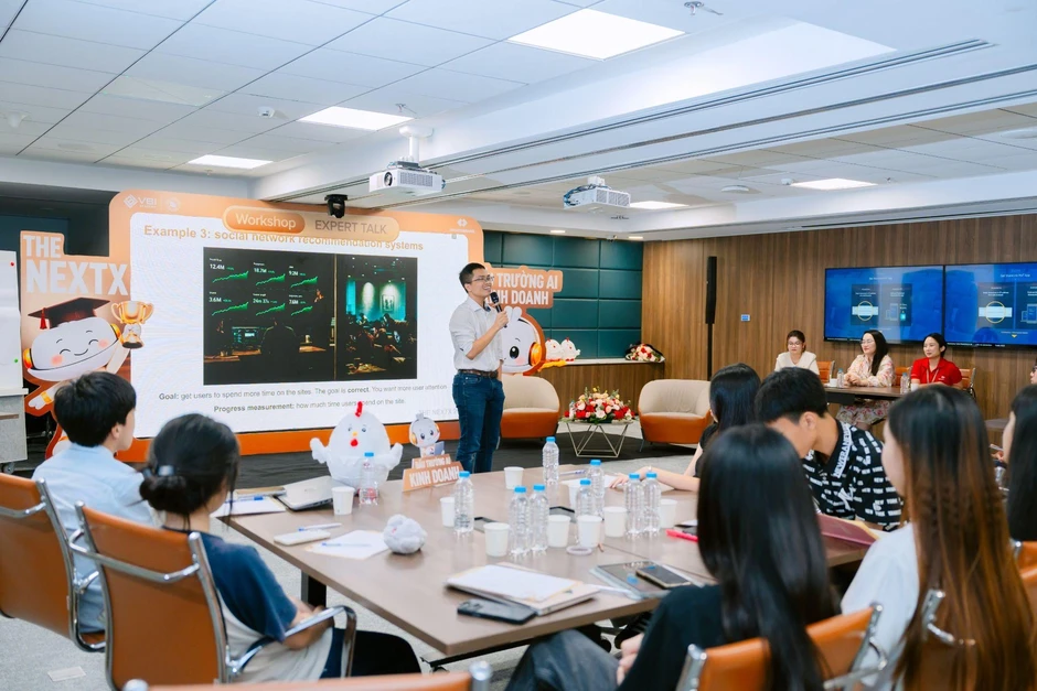 Đội ngũ giám khảo quốc tế của “The NextX - Đấu trường AI kinh doanh” Đội ngũ giám khảo quốc tế của “The NextX - Đấu trường AI kinh doanh”