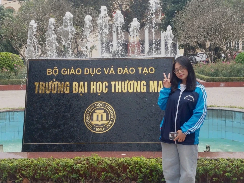 Đồng hành chắp cánh nuôi dưỡng ước mơ học sinh nghèo Đồng hành chắp cánh nuôi dưỡng ước mơ học sinh nghèo