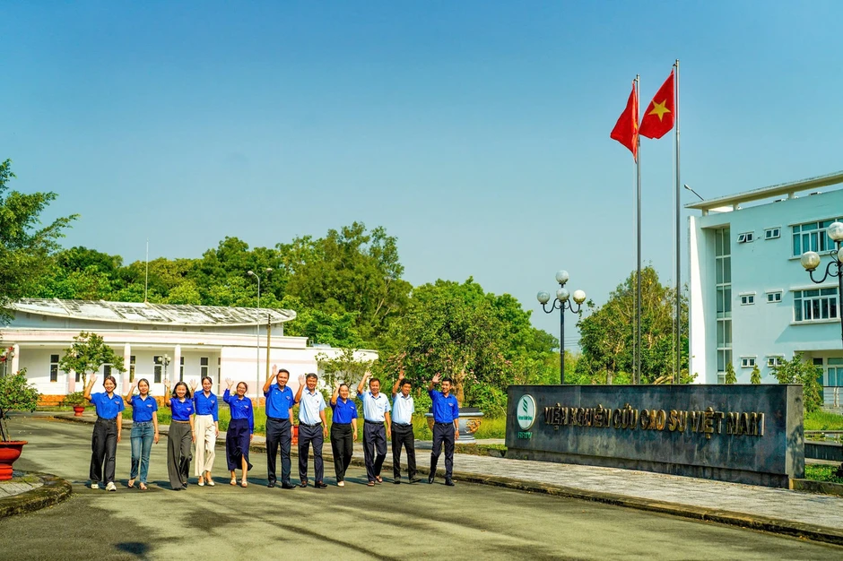 Dùng AI phân tích số liệu mủ cao su, nữ cán bộ Đoàn nhận Giải thưởng Tuổi trẻ sáng tạo toàn quốc Dùng AI phân tích số liệu mủ cao su, nữ cán bộ Đoàn nhận Giải thưởng Tuổi trẻ sáng tạo toàn quốc
