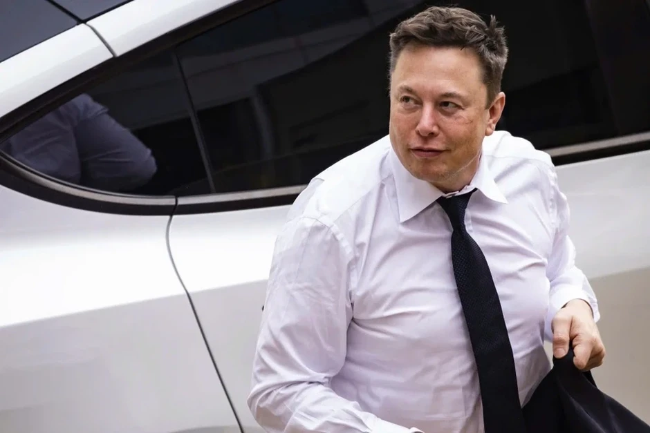 Elon Musk mất vị trí tỷ phú nghìn tỷ USD Elon Musk mất vị trí tỷ phú nghìn tỷ USD