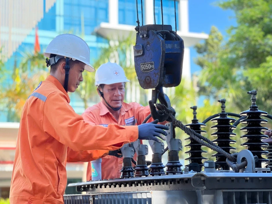 EVNCPC chủ động phương án, bảo đảm cung ứng điện an toàn, ổn định dịp Quốc khánh
