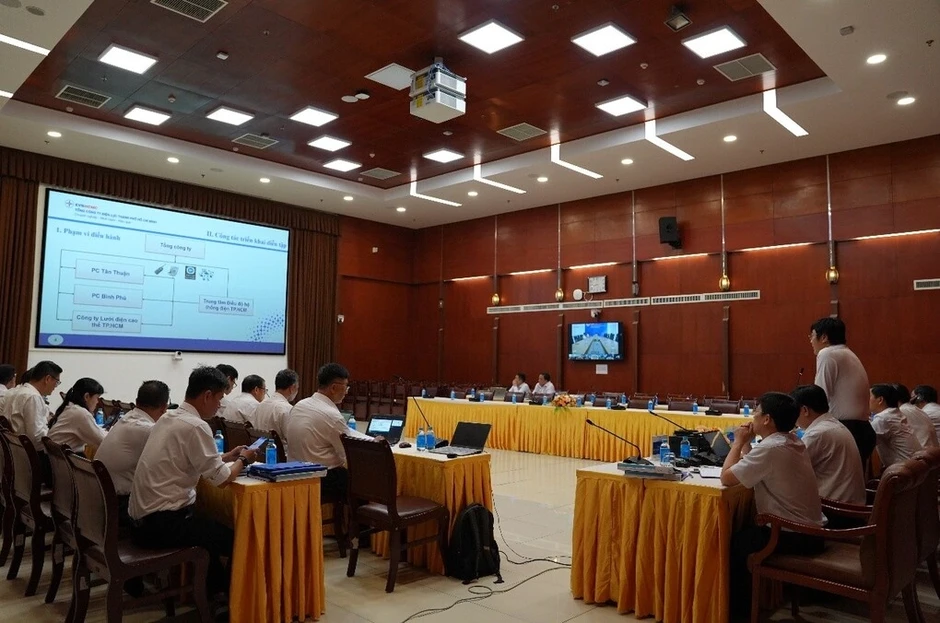 EVNHCMC diễn tập phòng chống thiên tai, tìm kiếm cứu nạn EVNHCMC diễn tập phòng chống thiên tai, tìm kiếm cứu nạn