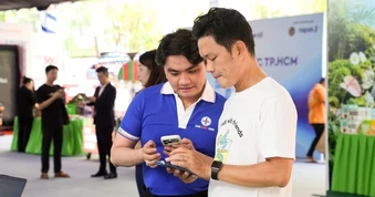 EVNHCMC đồng hành xây dựng đô thị thông minh từ dịch vụ điện số