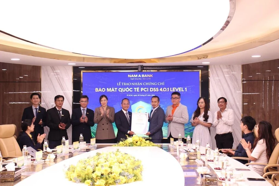 FPT đồng hành Nam A Bank nâng chuẩn bảo mật giao dịch thẻ FPT đồng hành Nam A Bank nâng chuẩn bảo mật giao dịch thẻ