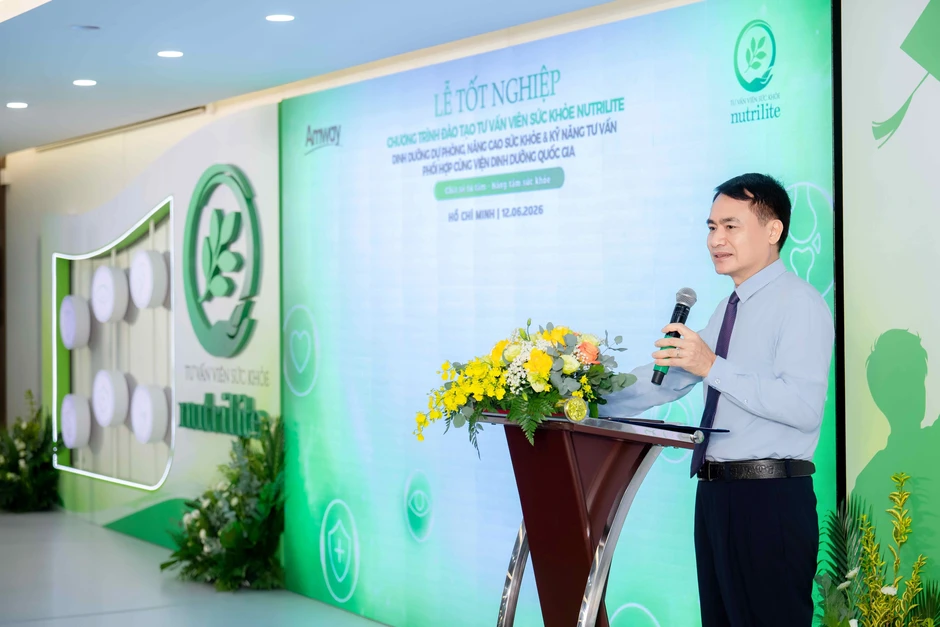 Gần 300 tư vấn viên sức khỏe Nutrilite được đào tạo bởi Viện Dinh dưỡng Quốc gia Gần 300 tư vấn viên sức khỏe Nutrilite được đào tạo bởi Viện Dinh dưỡng Quốc gia