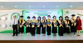 Gần 300 tư vấn viên sức khỏe Nutrilite được đào tạo bởi Viện Dinh dưỡng Quốc gia
