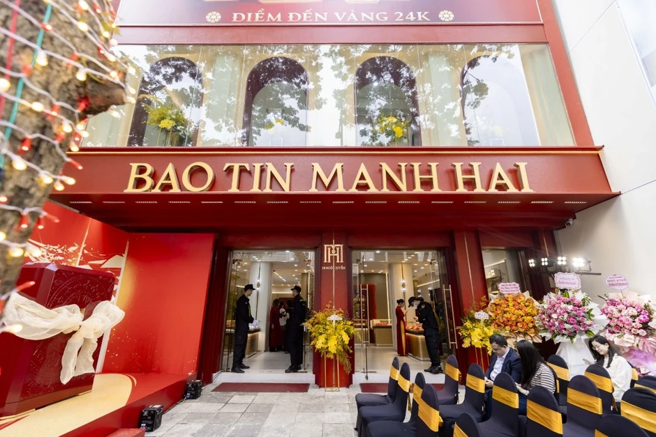 Giá vàng tăng mạnh, doanh nghiệp liên tiếp báo lãi Giá vàng tăng mạnh, doanh nghiệp liên tiếp báo lãi