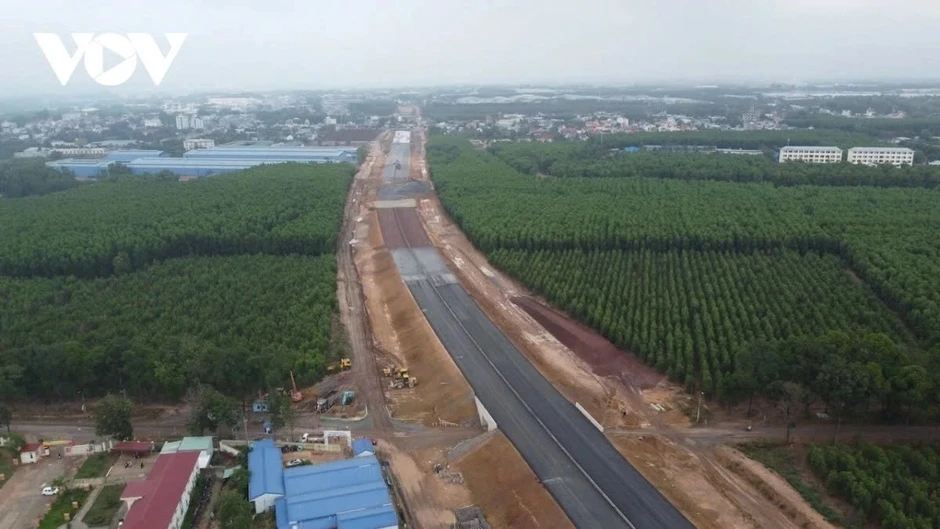 Giá vật liệu biến động, doanh nghiệp kiến nghị gỡ nút thắt PPP Giá vật liệu biến động, doanh nghiệp kiến nghị gỡ nút thắt PPP