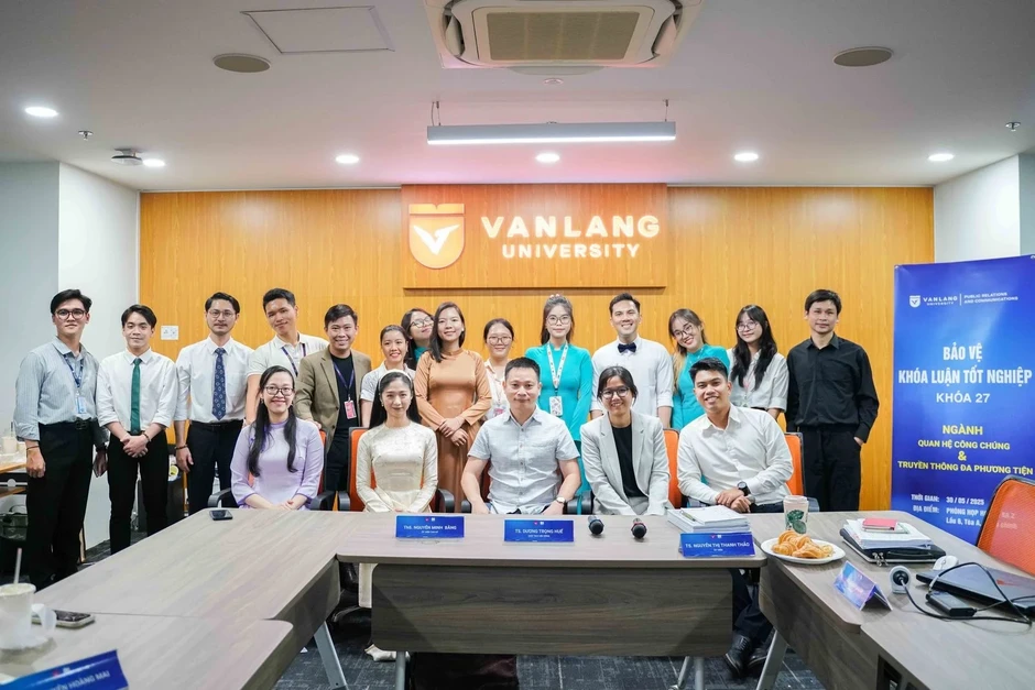 Giải bài toán 'kinh nghiệm thực tế' của nhân sự PR trẻ từ giảng đường Giải bài toán 'kinh nghiệm thực tế' của nhân sự PR trẻ từ giảng đường