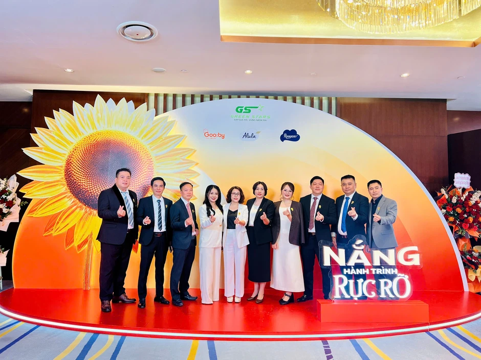 Green Stars tri ân hệ thống đối tác phía Bắc và ra mắt loạt thương hiệu mới Green Stars tri ân hệ thống đối tác phía Bắc và ra mắt loạt thương hiệu mới