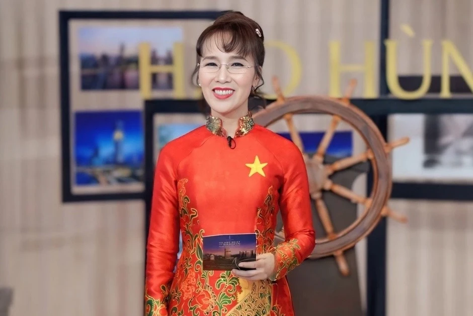Hai bóng hồng quyền lực nhất sàn chứng khoán Việt Nam Hai bóng hồng quyền lực nhất sàn chứng khoán Việt Nam
