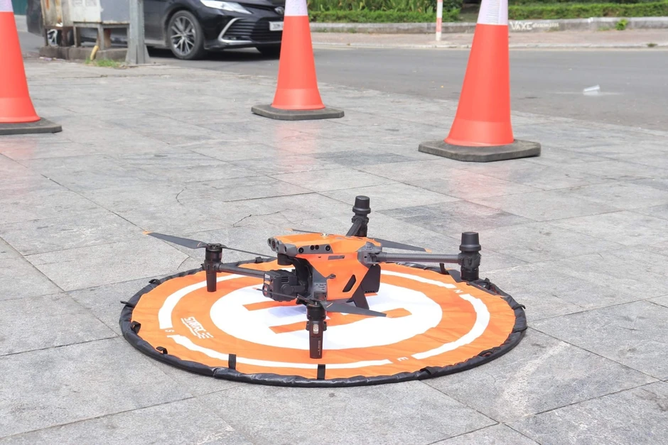 Hai ông chủ 8x đứng sau dàn "mắt thần" mà Công an Hà Nội đang đưa vào phục vụ tuần tra Hai ông chủ 8x đứng sau dàn "mắt thần" mà Công an Hà Nội đang đưa vào phục vụ tuần tra