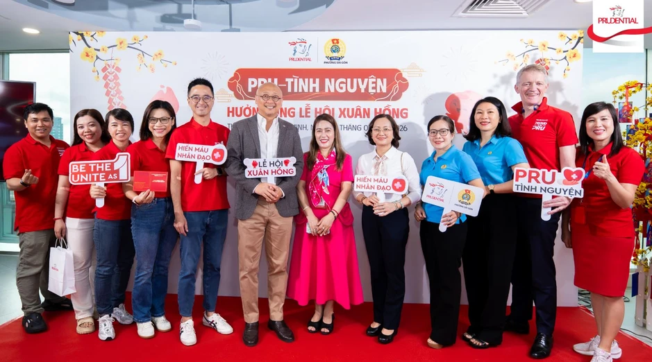 Hàng trăm nhân viên, tư vấn viên Prudential hiến máu hưởng ứng Lễ hội Xuân Hồng