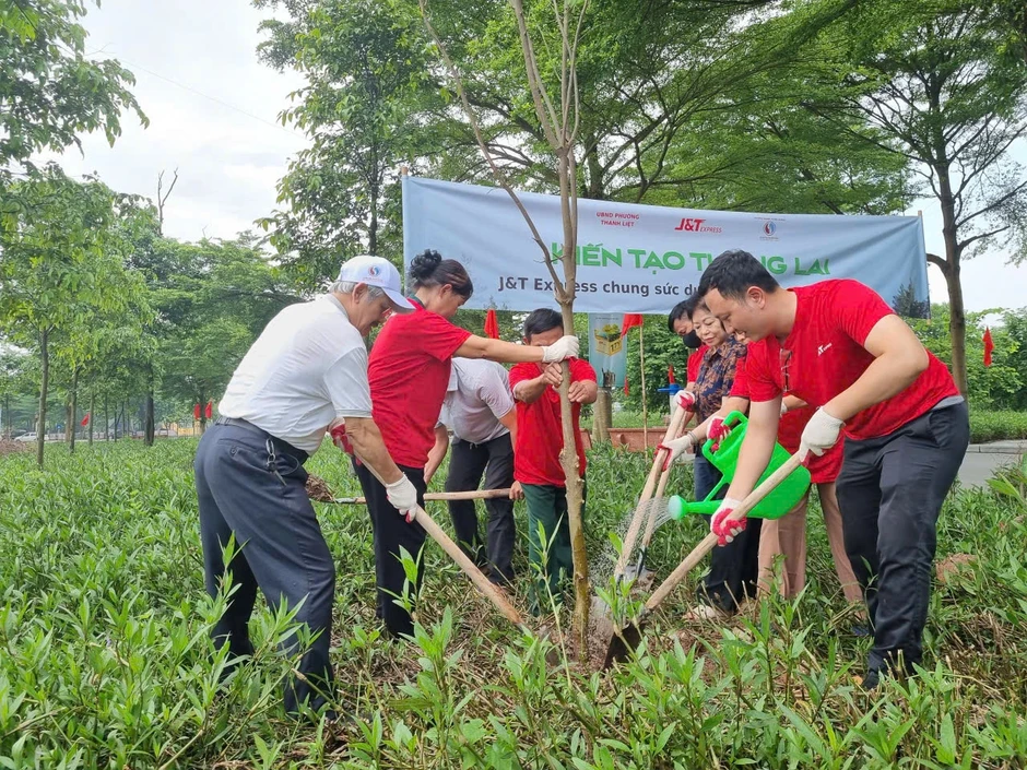 Hành trình ESG của J&T Epress: Từ chiến lược toàn cầu đến thực thi tại Việt Nam Hành trình ESG của J&T Epress: Từ chiến lược toàn cầu đến thực thi tại Việt Nam
