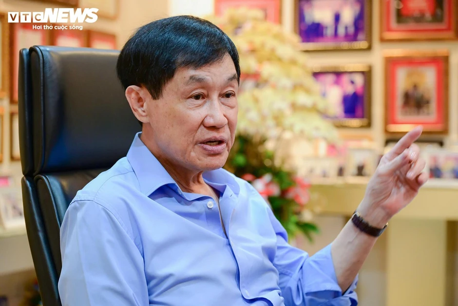Hành trình 'ngược dòng' của doanh nhân Johnathan Hạnh Nguyễn