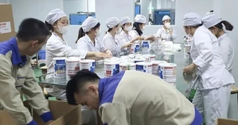 Hé lộ quy mô hệ sinh thái sản xuất 426 loại sữa giả cho bà bầu, người bệnh