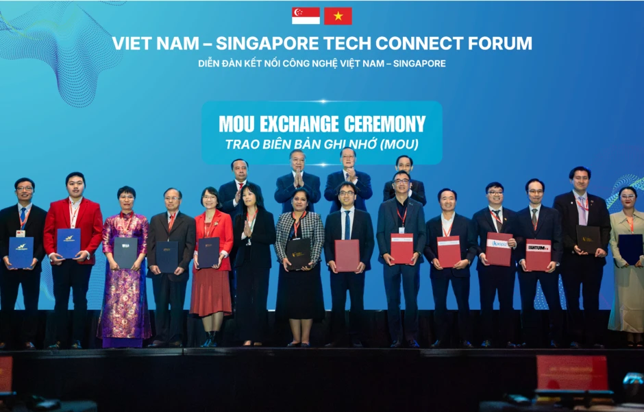 Kaopiz Holdings ký kết hợp tác với QuantumTX