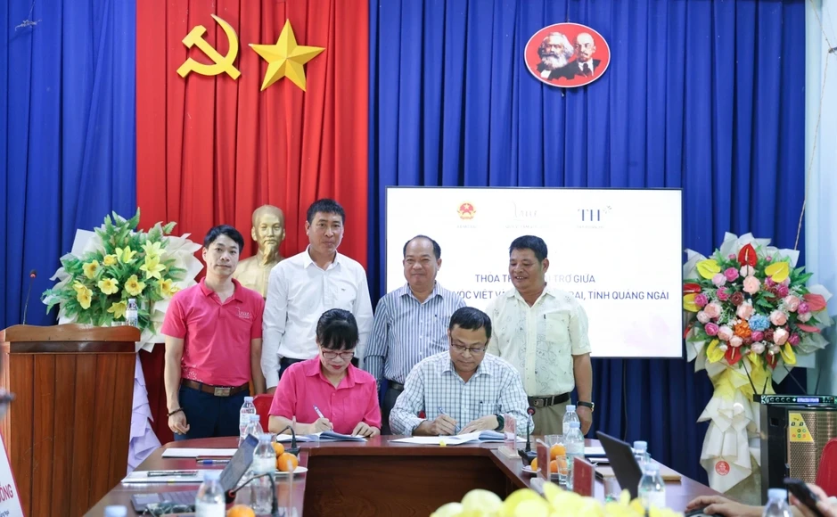 Kết nối nguồn lực đa chiều, thúc đẩy phát triển bền vững tại Quảng Ngãi Kết nối nguồn lực đa chiều, thúc đẩy phát triển bền vững tại Quảng Ngãi