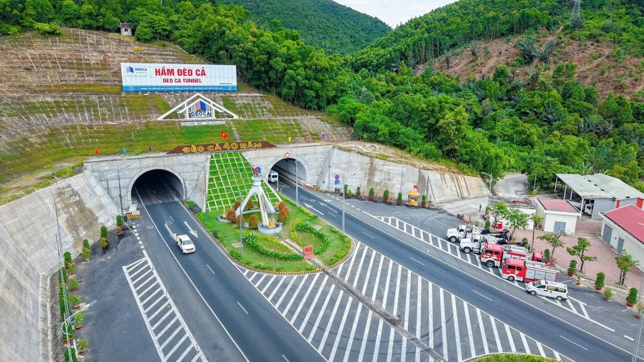 Làm chủ công nghệ, phát triển giải pháp cho hầm đường bộ Việt Nam Làm chủ công nghệ, phát triển giải pháp cho hầm đường bộ Việt Nam