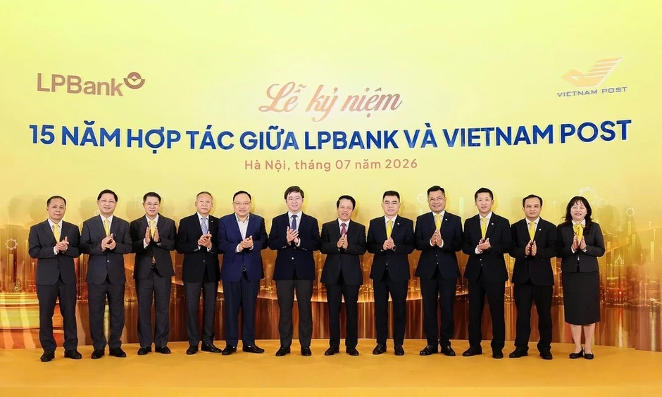 LPBank và Vietnam Post nâng cấp hợp tác, đẩy mạnh chuyển đổi số LPBank và Vietnam Post nâng cấp hợp tác, đẩy mạnh chuyển đổi số