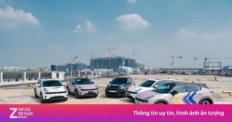 Lynk & Co ưu đãi loạt xe từ xăng, hybrid đến thuần điện