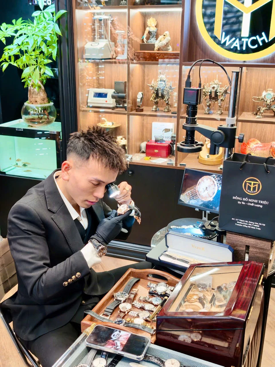 Minh Triệu Watch - Mua bán đồng hồ hàng hiệu cũ tại Hà Nội Minh Triệu Watch - Mua bán đồng hồ hàng hiệu cũ tại Hà Nội