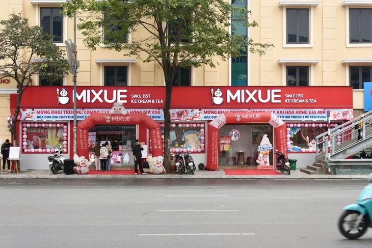Mixue lãi hơn 22.000 tỉ nhưng cửa hàng ở Việt Nam ‘co' lại: Chuyện gì xảy ra? Mixue lãi hơn 22.000 tỉ nhưng cửa hàng ở Việt Nam ‘co' lại: Chuyện gì xảy ra?