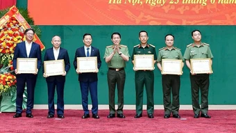 MSB nhận bằng khen về phòng chống tội phạm công nghệ cao