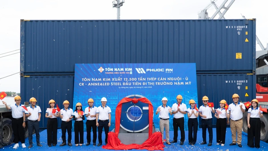Nam Kim xuất hơn 12.000 tấn thép cán nguội ủ sang Brazil Nam Kim xuất hơn 12.000 tấn thép cán nguội ủ sang Brazil