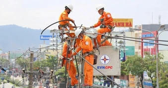 Nắng nóng khiến nhiều hộ gia đình lo chi phí điện sinh hoạt tăng cao